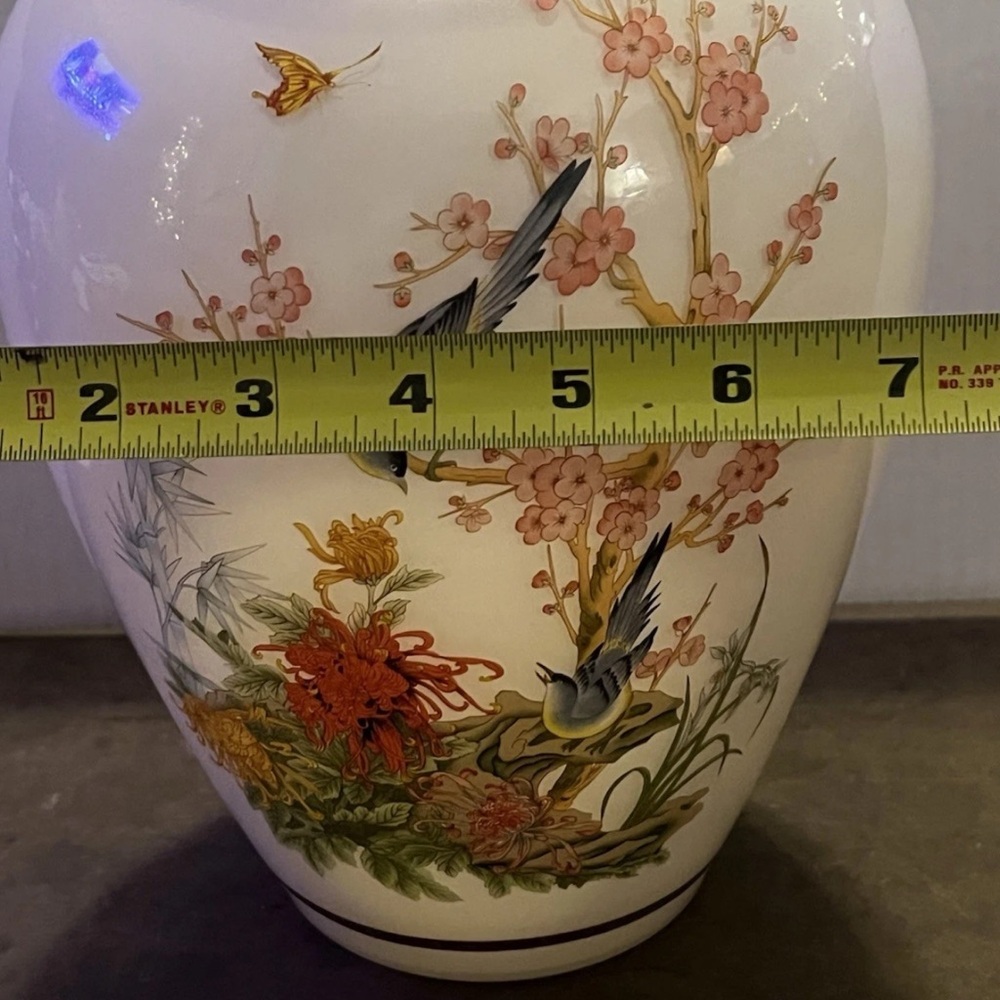 Vintage Vase Cased Glass Oriental Mums Asian Cherry Blossom Blue Bird Ginger Jar - Picture 3 of 4